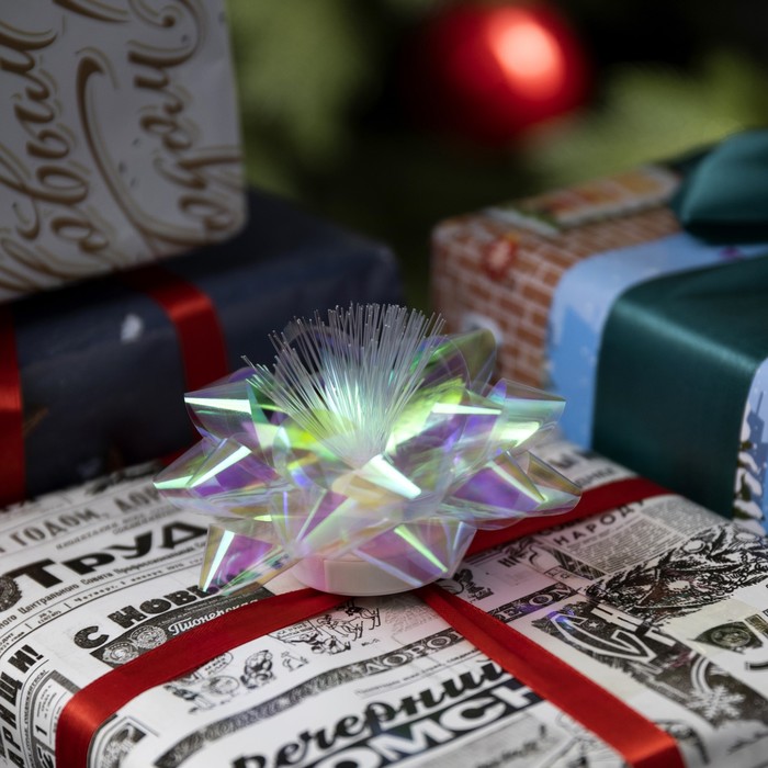 Светодиодная игрушка «Бант-звезда» 10 см, от батареек LR44×3, свечение мульти, перламутровая