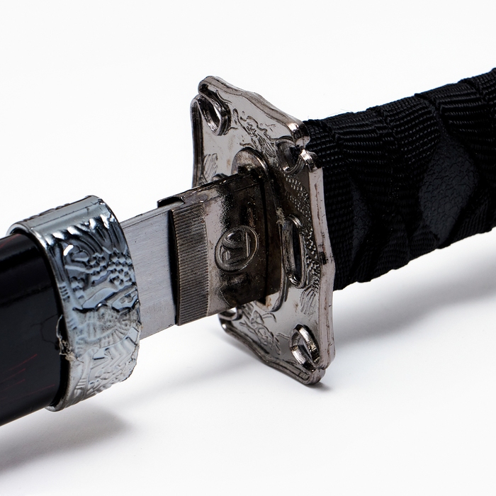 Макет оружия «Сувенирные катаны на подставке 3в1. Чёрный с дымкой», подарочный набор, ножны дерево, бордо глянец, 51 см; 77 см; 100 см