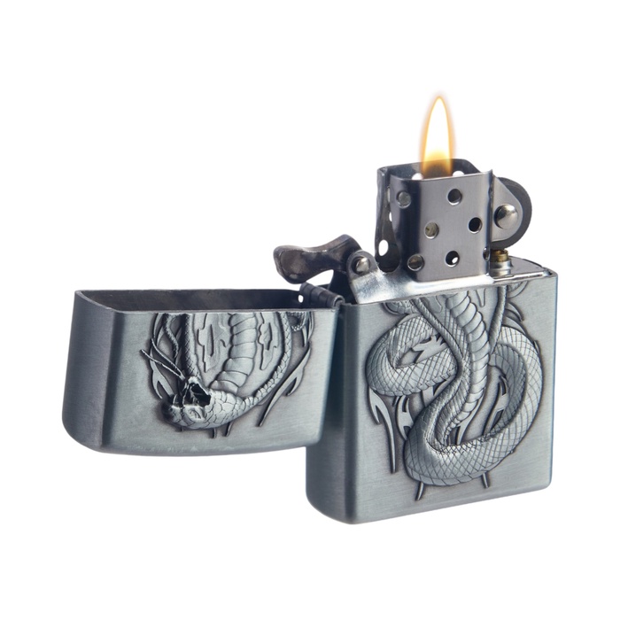 Зажигалка бензиновая «Змей в огне»