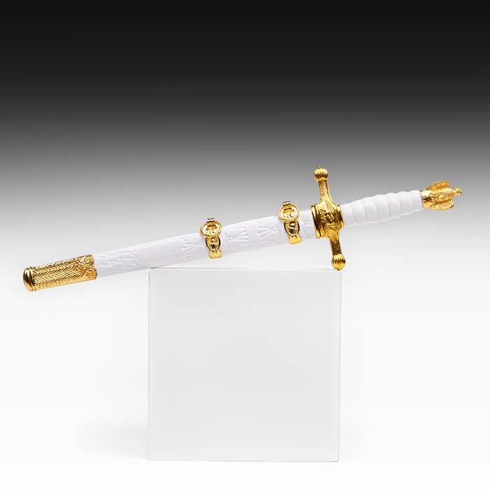 Макет оружия «Сувенирный кортик. Белый с золотой отделкой», 35 см