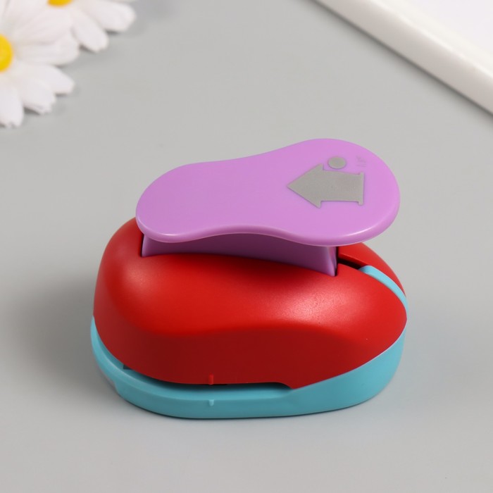 Дырокол фигурный рисунок 3.8×3.8 см «Дом», 7×5.2×9.2 см, МИКС