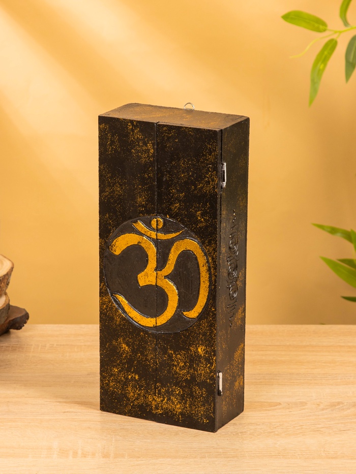 Ключница «Ом», 6 крючков, 14×7×32 см, МДФ