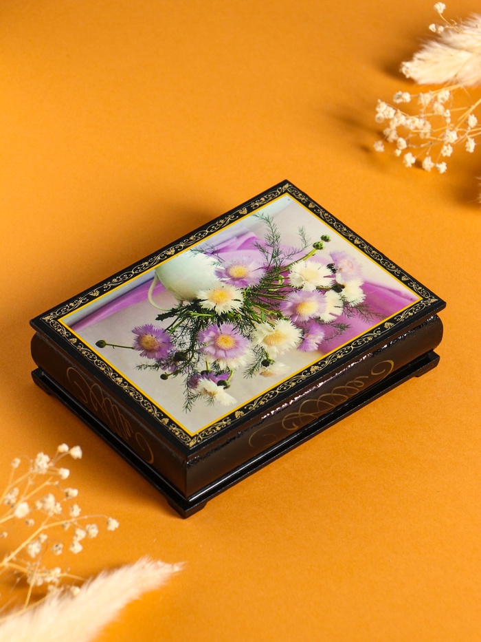 Шкатулка для украшений «Цветы в кувшине», 10×14 см, лаковая миниатюра