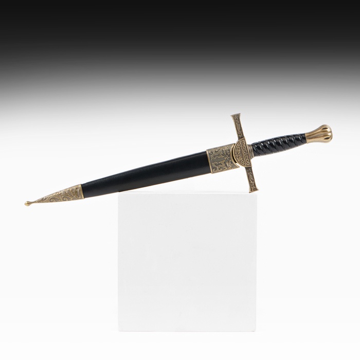 Макет оружия «Сувенирный кортик», витая рукоятка, на ножнах голова дракона, 35 см