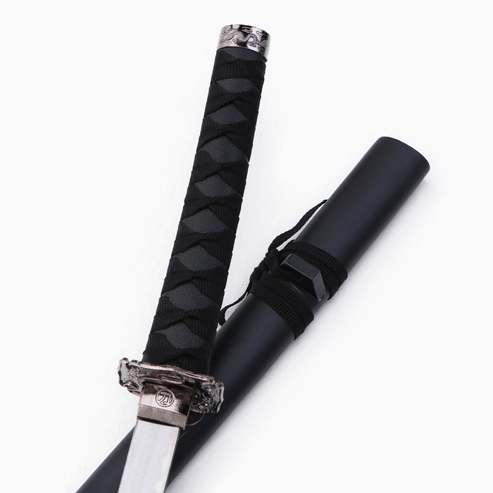 Макет оружия «Сувенирная катана на подставке», чёрные ножны с резным драконом, 100 см, рукоять МИКС