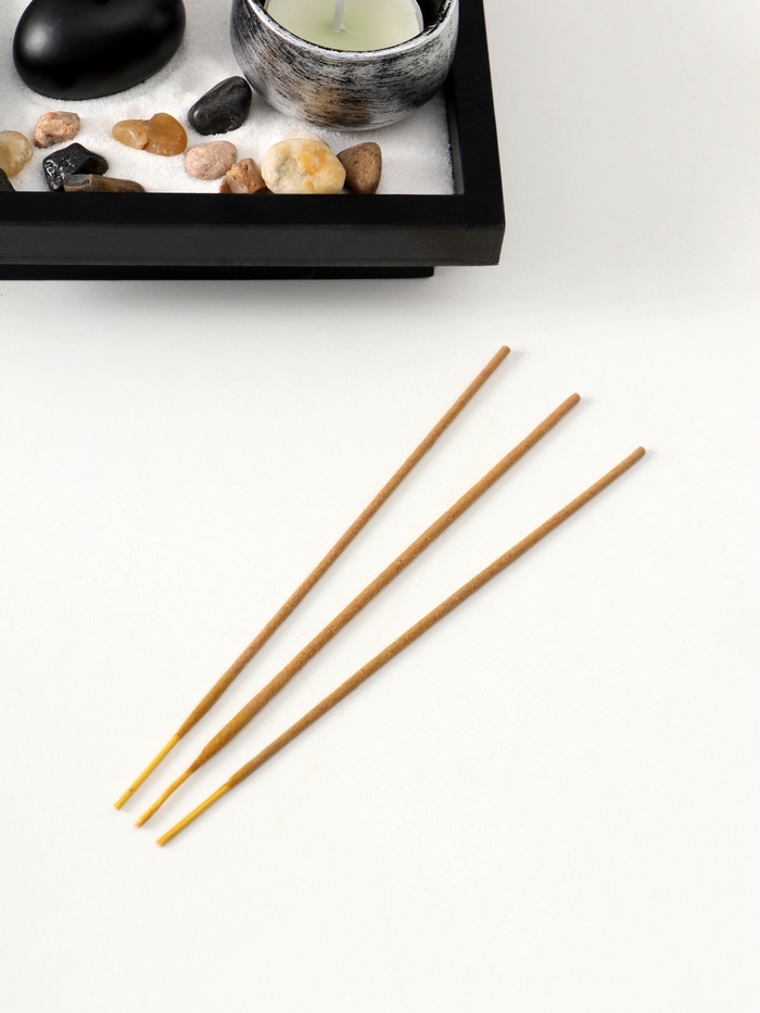 Японский сад камней настольный «Дзен. Успех», с подставкой для благовоний, набор аксессуаров,12.5×12.5×13 см, бетон