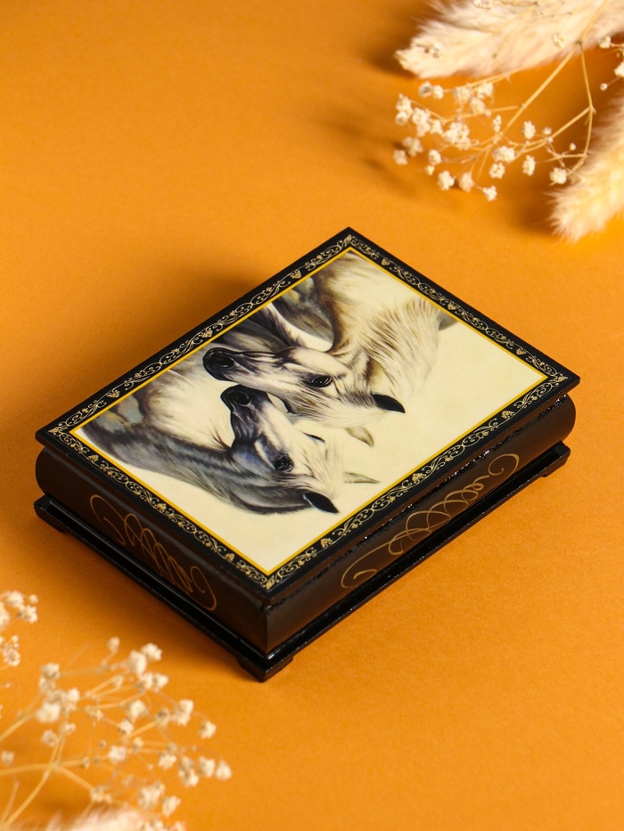 Шкатулка для украшений «Пара белых лошадей», 10×14 см, лаковая миниатюра