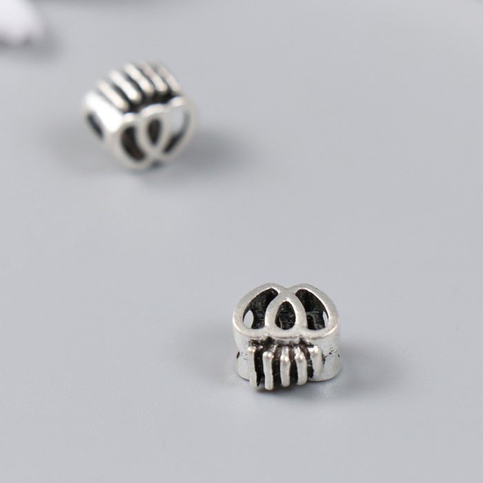 Бусина для рукоделия и плетения «Арт Узор. Два сердца с короной», металл, серебро, 1×1 см