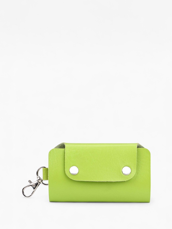 Ключница карманная на кнопках, 7 карабинов, размер 11×2×6.5 см, зелёная