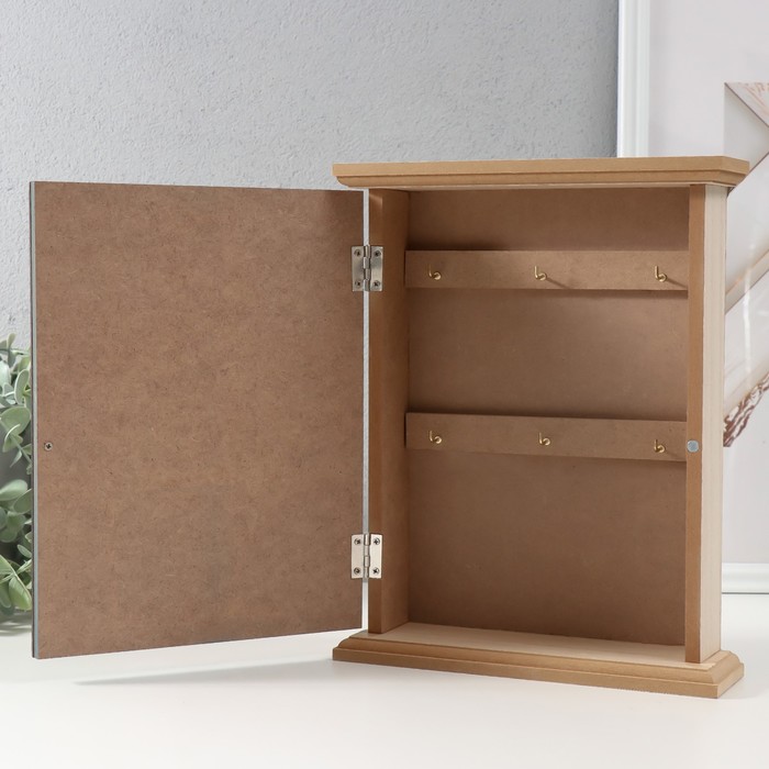 Ключница настенная «Грибы», дерево, 6 крючков, бежево-синяя, 6.2×19.5×25.2 см