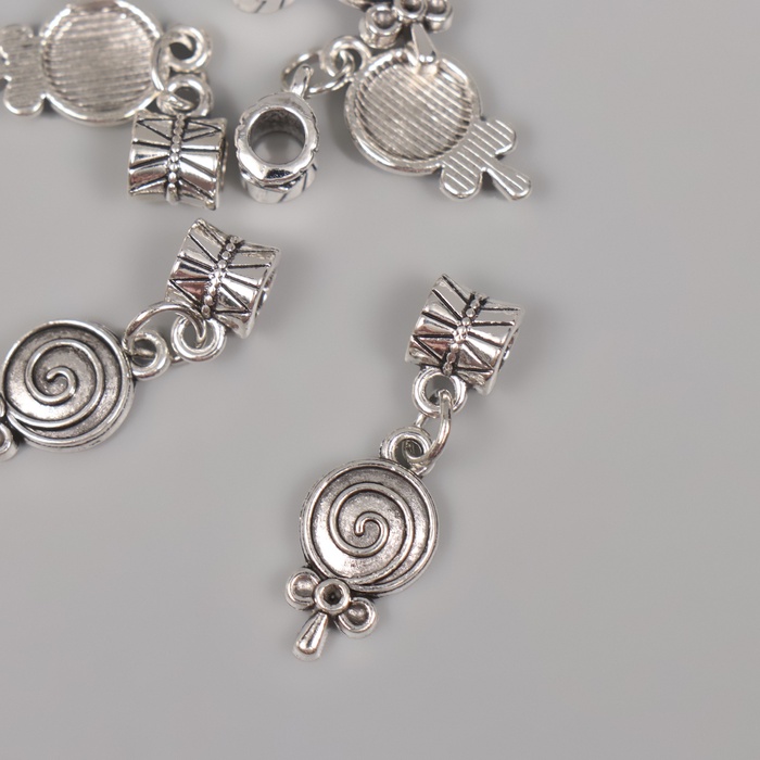 Бейл с подвеской металл для творчества «Конфета на палочке», серебро, 2.7×1 см