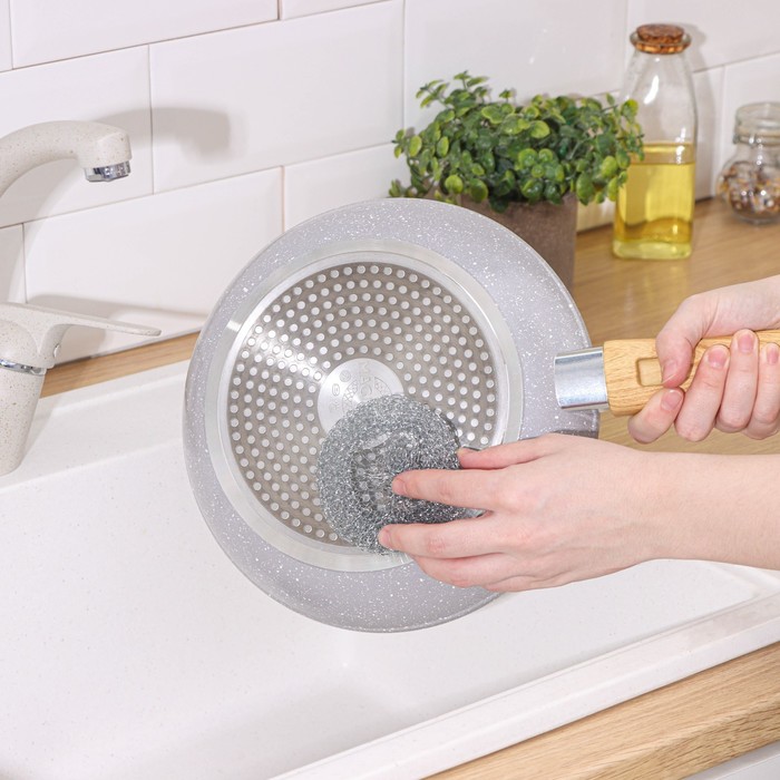 Губка для посуды Доляна, металлическая, 9×9×2 см