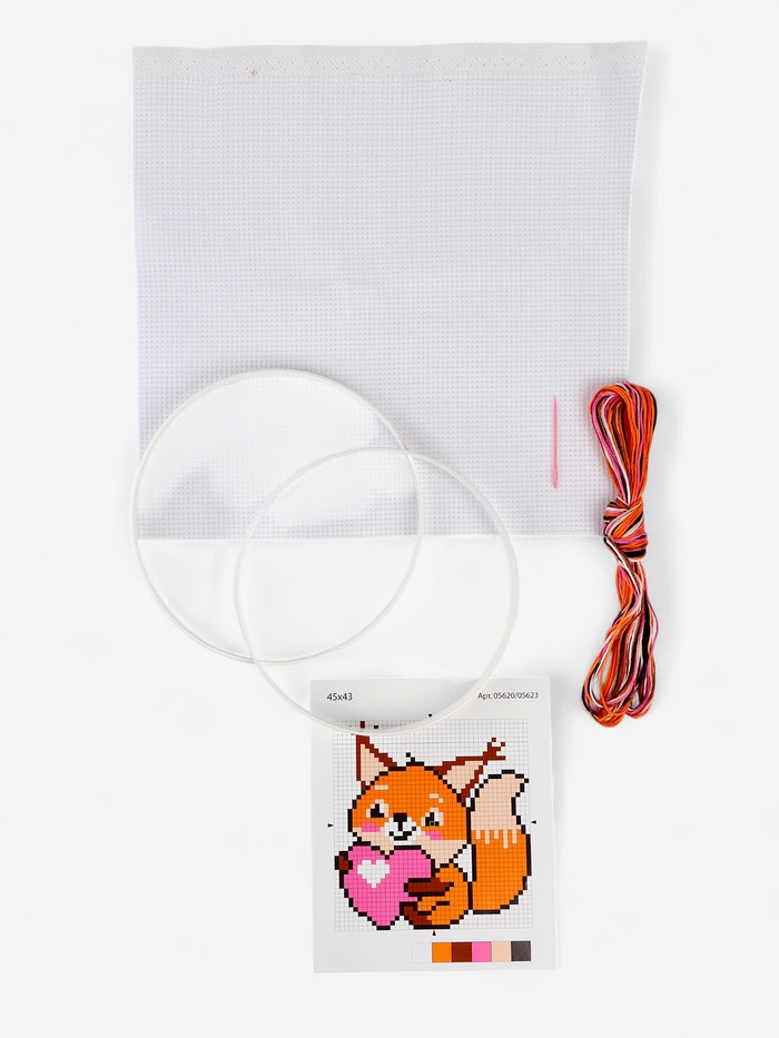 Вышивка крестиком на пяльцах «Бельчонок с сердечком», 15 см, набор для творчества