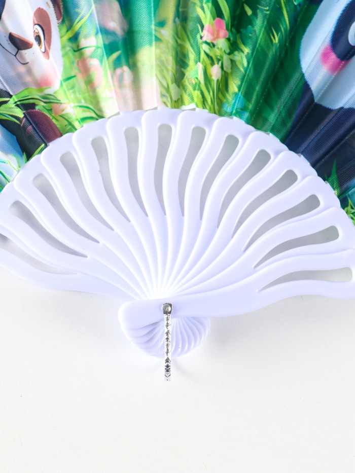 Веер складной «Панда в цветочном саду», 23 см, МИКС