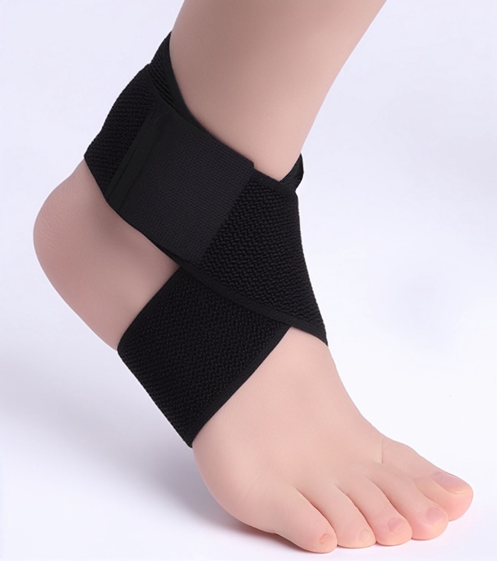 Бандаж на голеностоп, с липучкой, 60×5 см, чёрный