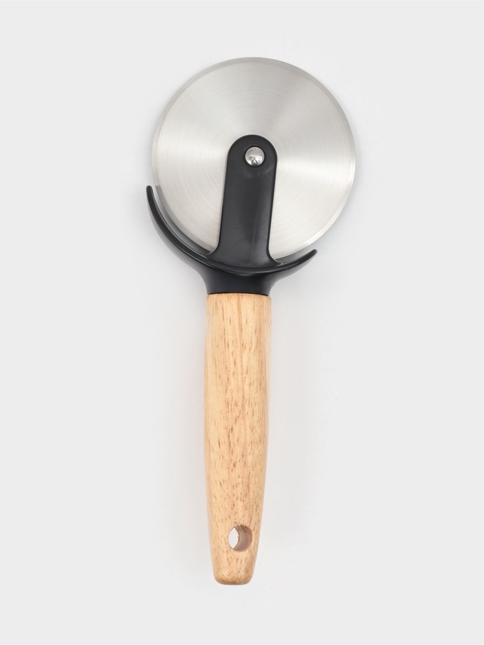 Нож для пиццы Magistro, 20×8×3 см, нержавеющая сталь, ручка каучук, бежевая, чёрная