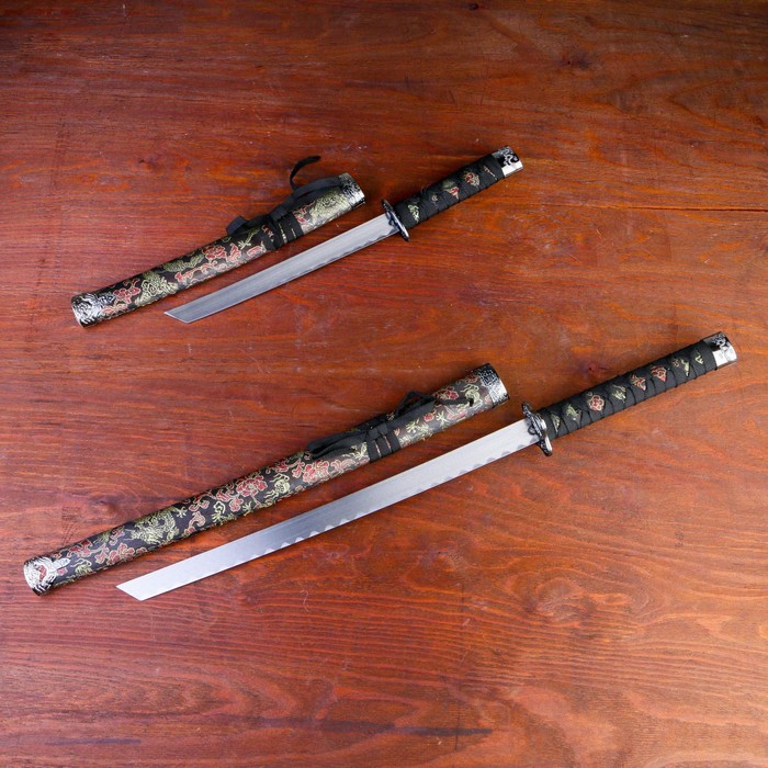 Макет оружия «Сувенирные катаны на подставке 2в1. Драконы золото на чёрном», подарочный набор, ножны ткань, 47 см; 70 см