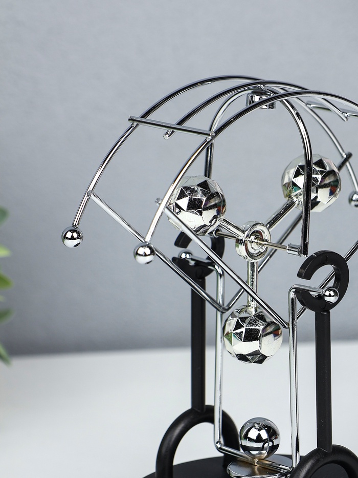 Маятник настольный антистресс «Вечный двигатель», 20×16×11 см, МИКС