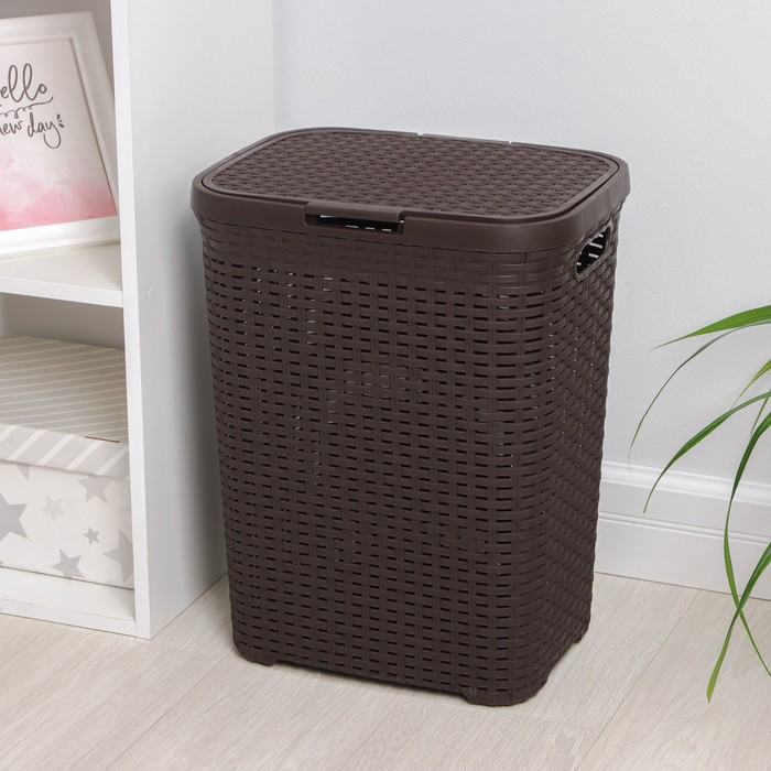 Корзина бельевая «Ротанг», 40 л, 29.5×37.8×48.2 см, с крышкой, коричневая