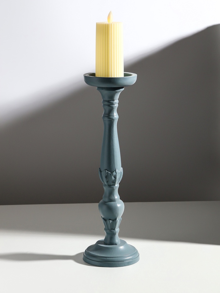 Деревянный подсвечник на 1 свечу «Колонна цветочная», серо-сиреневый, 10×10×37 см