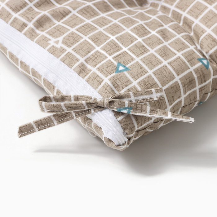 Подушка на стул «Этель. Клетка», 40×40 см, коричневая