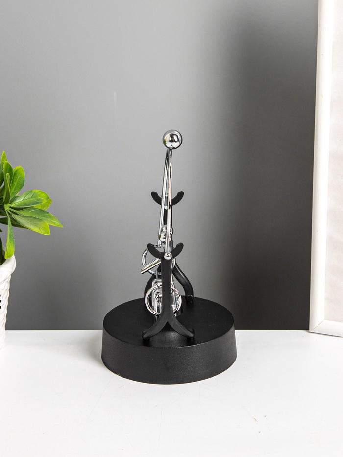 Маятник настольный антистресс «Влюблённая пара», металл, 19×11×11 см