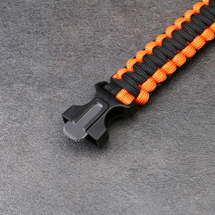 Браслет для выживания 4в1 (паракорд, компас, свисток, огниво), чёрно-оранжевый
