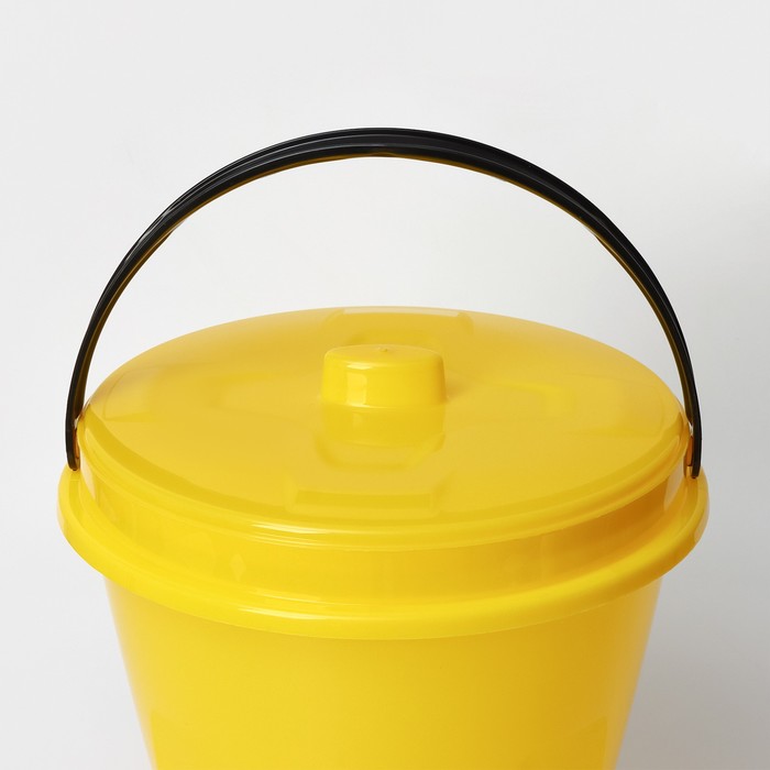 Ведро с крышкой «Лайт», 10 л, d=29.2 см, h=28.2 см, пластик, жёлтое