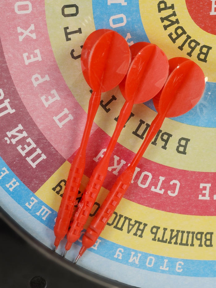 Дартс «Праздничный», мишень 41×41 см, 3 дротика, 18+