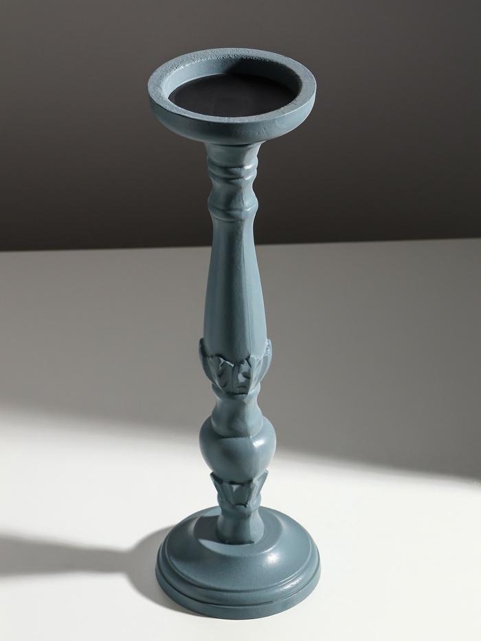 Деревянный подсвечник на 1 свечу «Колонна цветочная», серо-сиреневый, 10×10×37 см