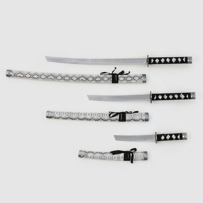 Макет оружия «Сувенирные катаны на подставке 3в1. Серая змея», подарочный набор, ножны кожзам, 47 см; 70 см; 89 см