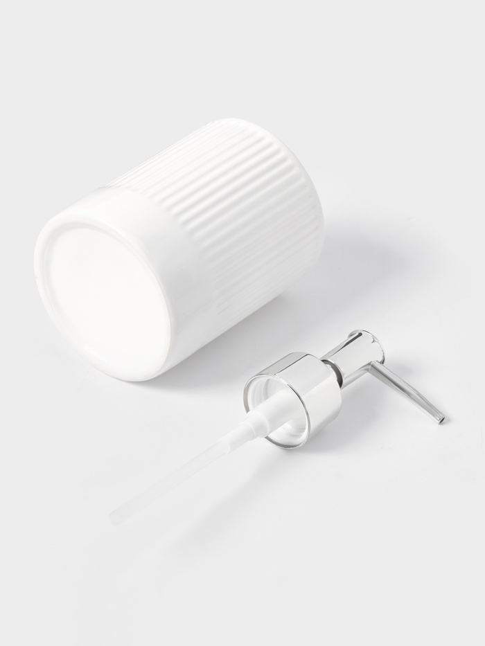 Аксессуары для ванной «Лина», 2 предмета: дозатор для мыла, стакан, белые