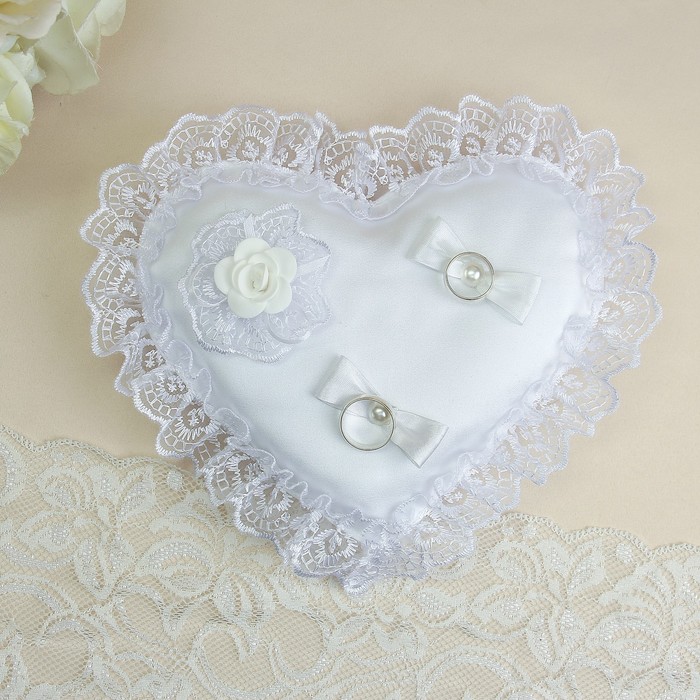 Подушечка для колец «Сердце», белая