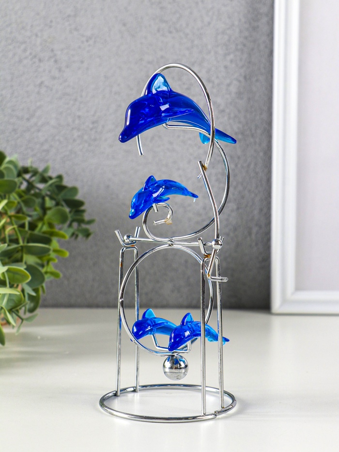 Маятник настольный антистресс «Дельфины: 1 большой и 3 маленьких», 9.5×8×19.5 см