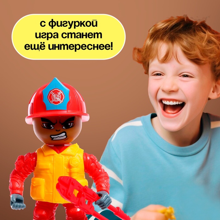 Фигурка - игрушка для мальчика «Пожарный», МИКС