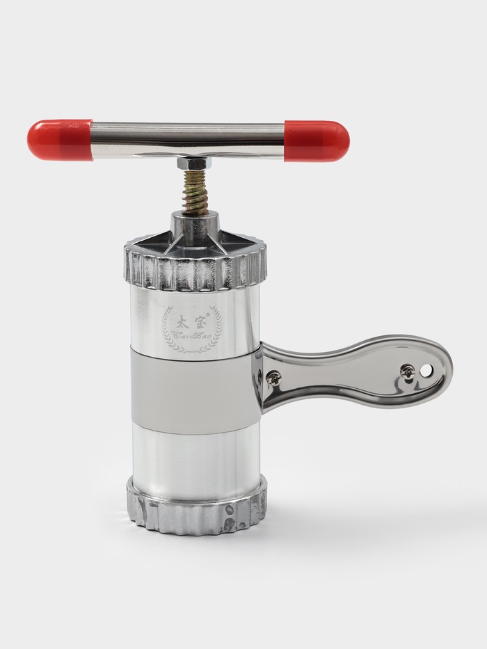 Лапшерезка ручная, 3 насадки, 18×18×6 см, нержавеющая сталь