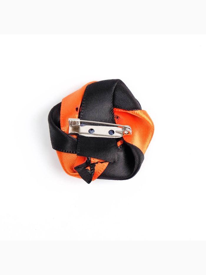 Брошь - цветок из георгиевской ленты «9 мая - Орден Победы»