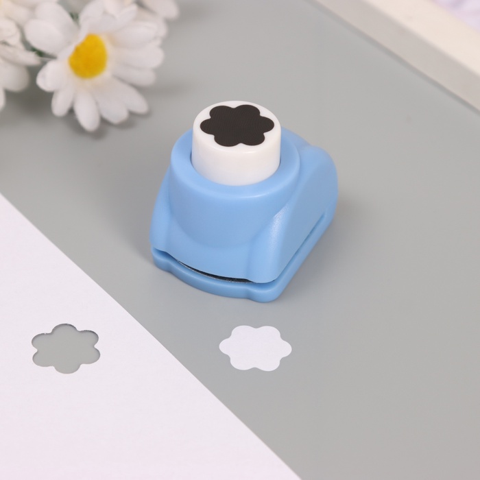 Дырокол фигурный «Цветок», d рисунка 1.5 см, 4×3.5×3 см, МИКС