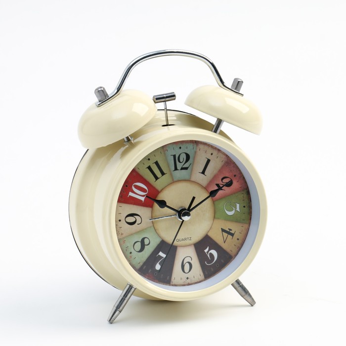 Будильник «Классика», дискретный ход, 11.5×16 см, от батарейки АА, бежевый