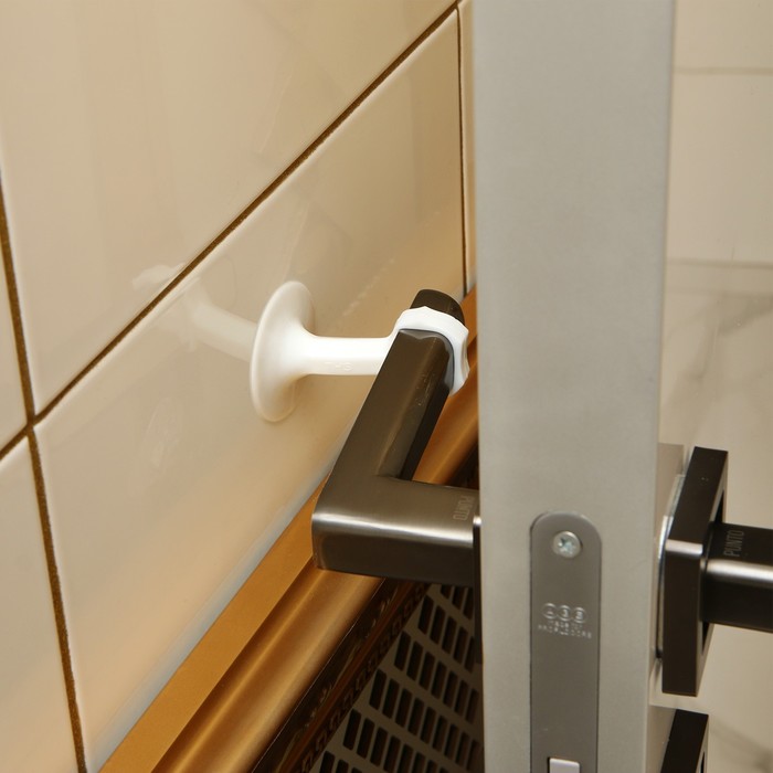 Дверной ограничитель ТУНДРА на ручку, d=18 мм, h=68 мм, белый, 1 шт.