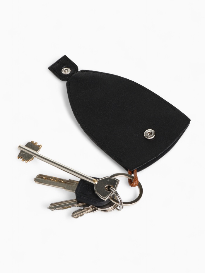 Ключница карманная с кольцом, размер 11.5×7.5×0.3 см, чёрная