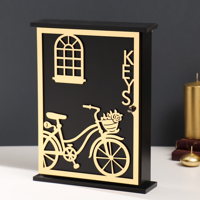 Ключница настенная «Велосипед с корзинкой с цветами», дерево, чёрная, зеркальная, 6×22.3×29.5 см