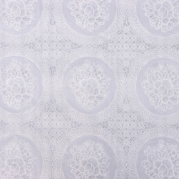 Клеёнка на стол «Роуз», ажурная, ширина 137 см, рулон 20 метров, толщина 0.2 мм, цвет белый