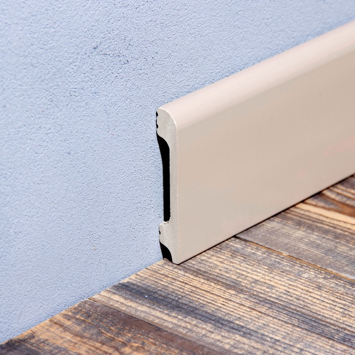 Плинтус напольный «Солид» 8 UHD 05/80, 13×80×2400 мм, цвет песочный