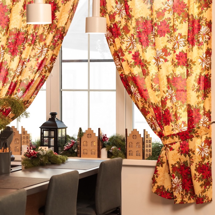 Комплект штор для кухни с подхватами «Доляна. Новогодние украшения», 2 шт., жёлтые, 145×180 см