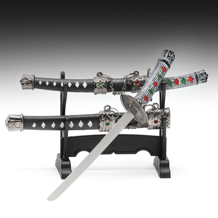 Макет оружия «Сувенирные катаны на подставке 2в1. Кристалл», подарочный набор, ножны чёрный с белыми ромбами, 16 см; 20 см, МИКС