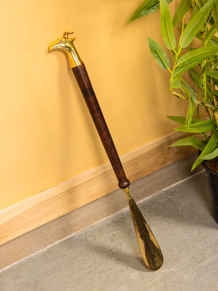 Ложка для обуви «Дельфин», 49 см, латунь, дерево