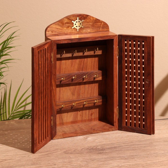 Ключница «Штурвал», 18×9×31 см, дерево шишам