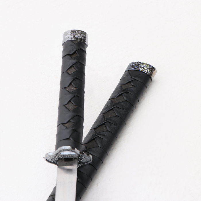 Макет оружия «Сувенирные катаны на подставке 3в1. Чёрные ромбы», подарочный набор, ножны кожзам, 47 см; 70 см; 89 см