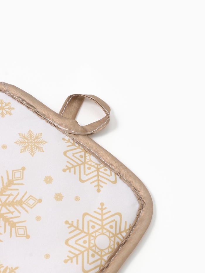 Кухонный набор «Доляна. Снежинки»: прихватка 17×17 см, варежка 26×16 см, фартук 70×80 см, золотой, 100% п/э